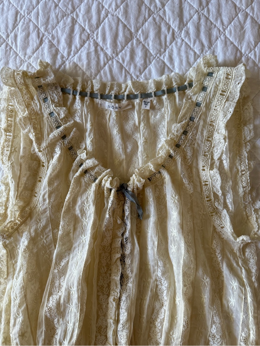 Doen Cream Lace Peasant Blouse with Ribbon Tie - Picture 2 of 2